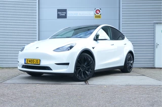 Tesla Model Y – thumbnail 1
