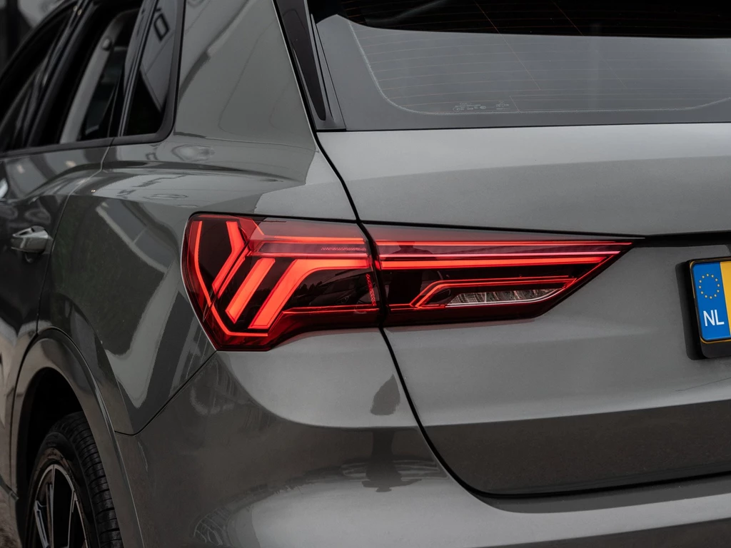 Audi Q3 – foto 12