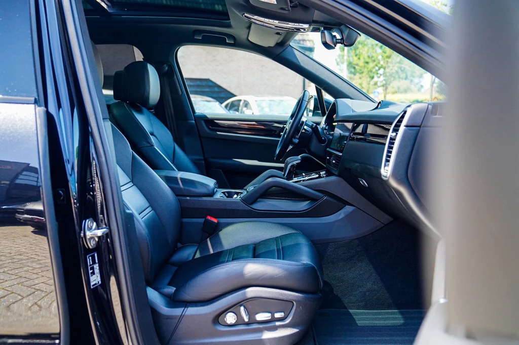 Porsche Cayenne – foto 22