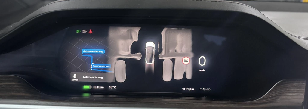 Tesla Model X – foto 25