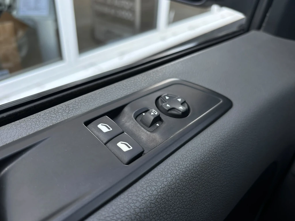 Opel Vivaro – foto 23