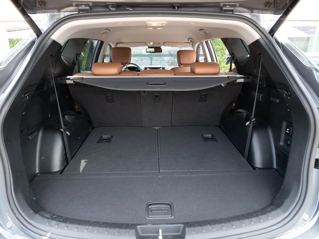 Hyundai Santa Fe – foto 13