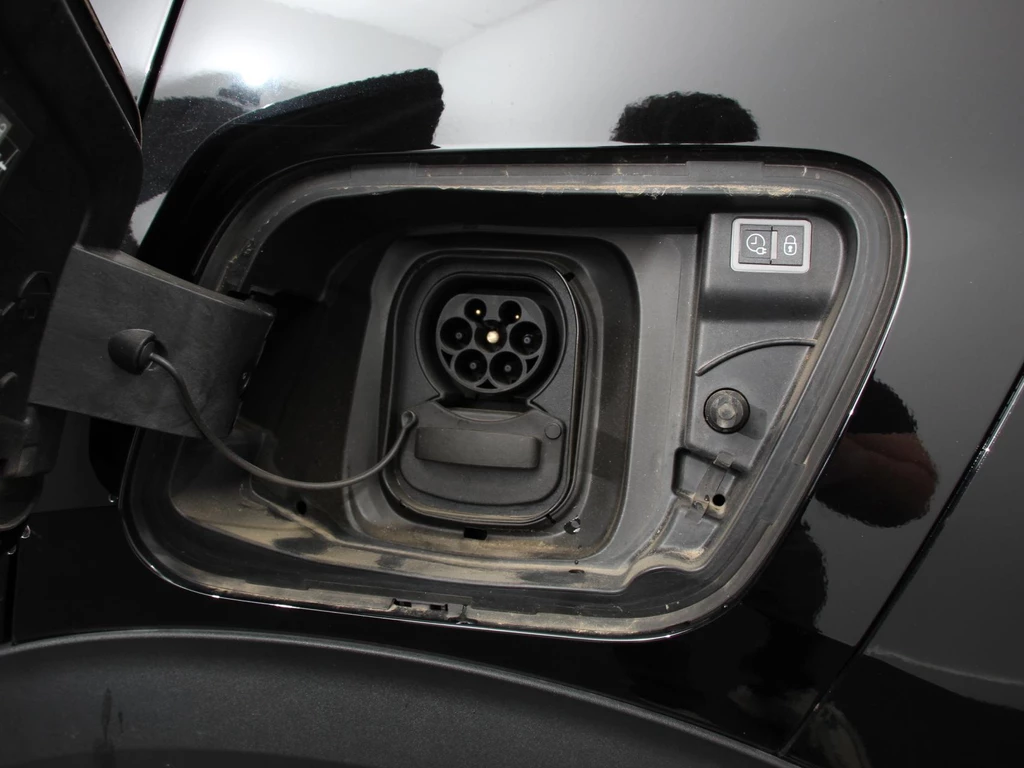Peugeot e-2008 – foto 33