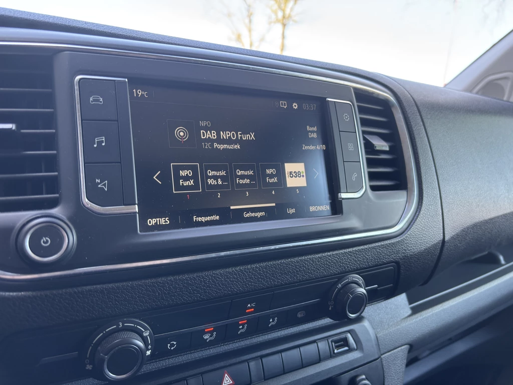 Opel Vivaro – foto 15