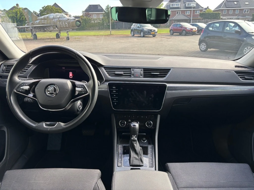 Škoda Superb – foto 10