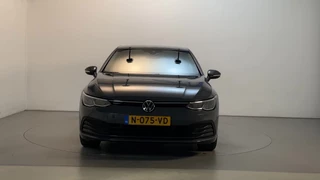 Volkswagen Golf – thumbnail 8