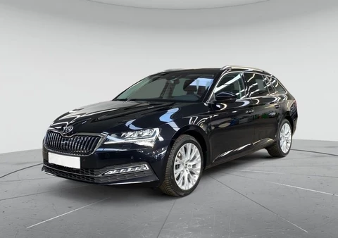 Škoda Superb 2.0 TDI 4X4 DSG 200 PK ACC Panoramadak LED 18 Inch Trekhaak Camera