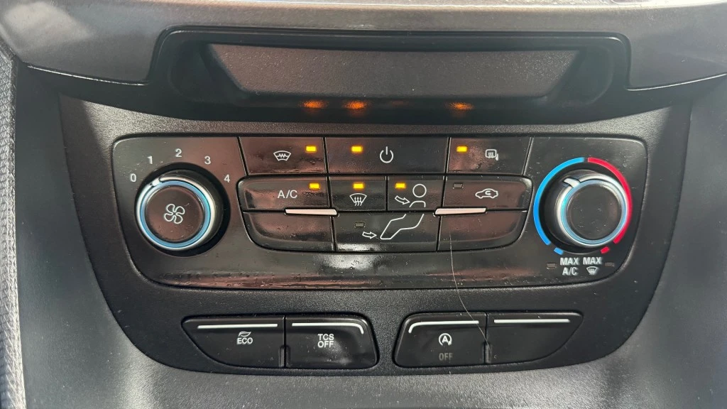 Ford Transit Connect – foto 21