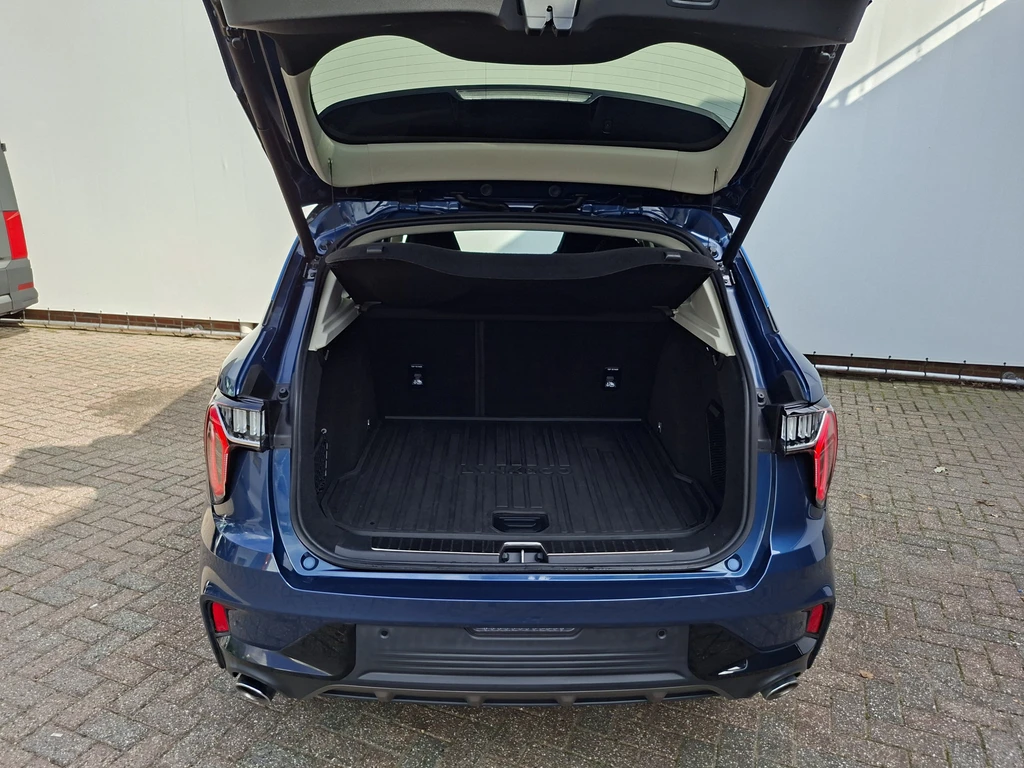 Lynk & Co 01 – foto 13