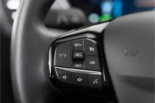 Ford Kuga – thumbnail 26