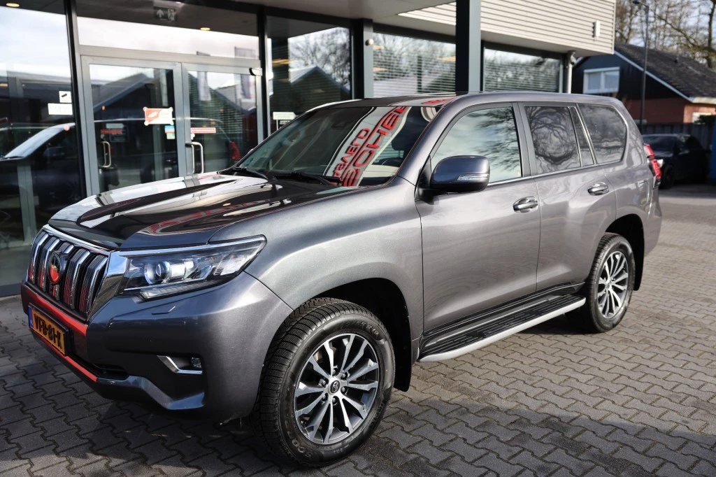 Toyota Land Cruiser – foto 2