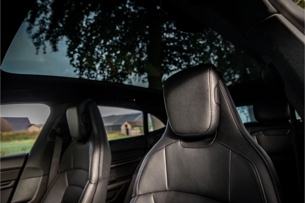 Porsche Taycan – foto 12