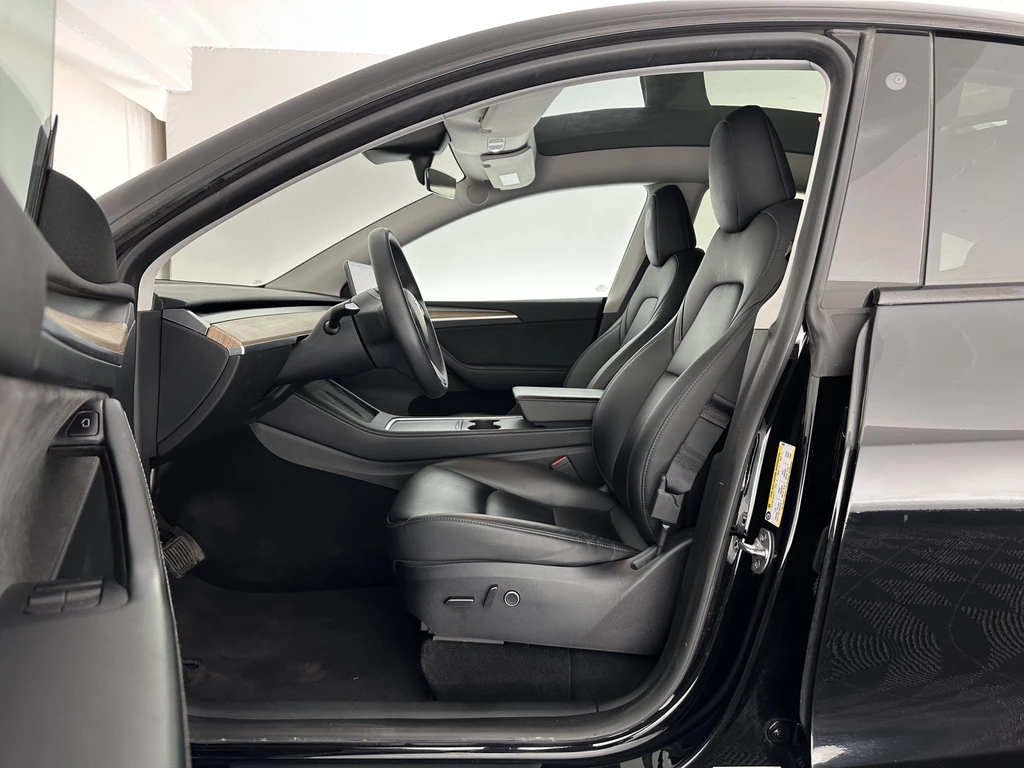 Tesla Model Y – foto 9