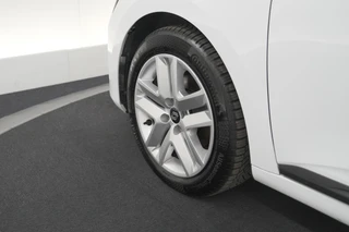 Renault Clio – thumbnail 24