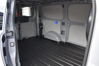 Ford Transit Custom – thumbnail 9