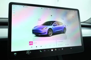 Tesla Model 3 – thumbnail 25