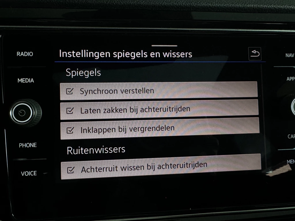 Volkswagen T-Roc – foto 25