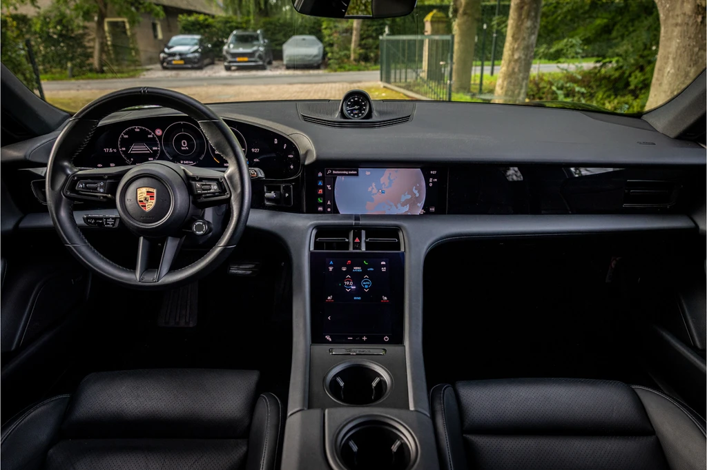 Porsche Taycan – foto 13