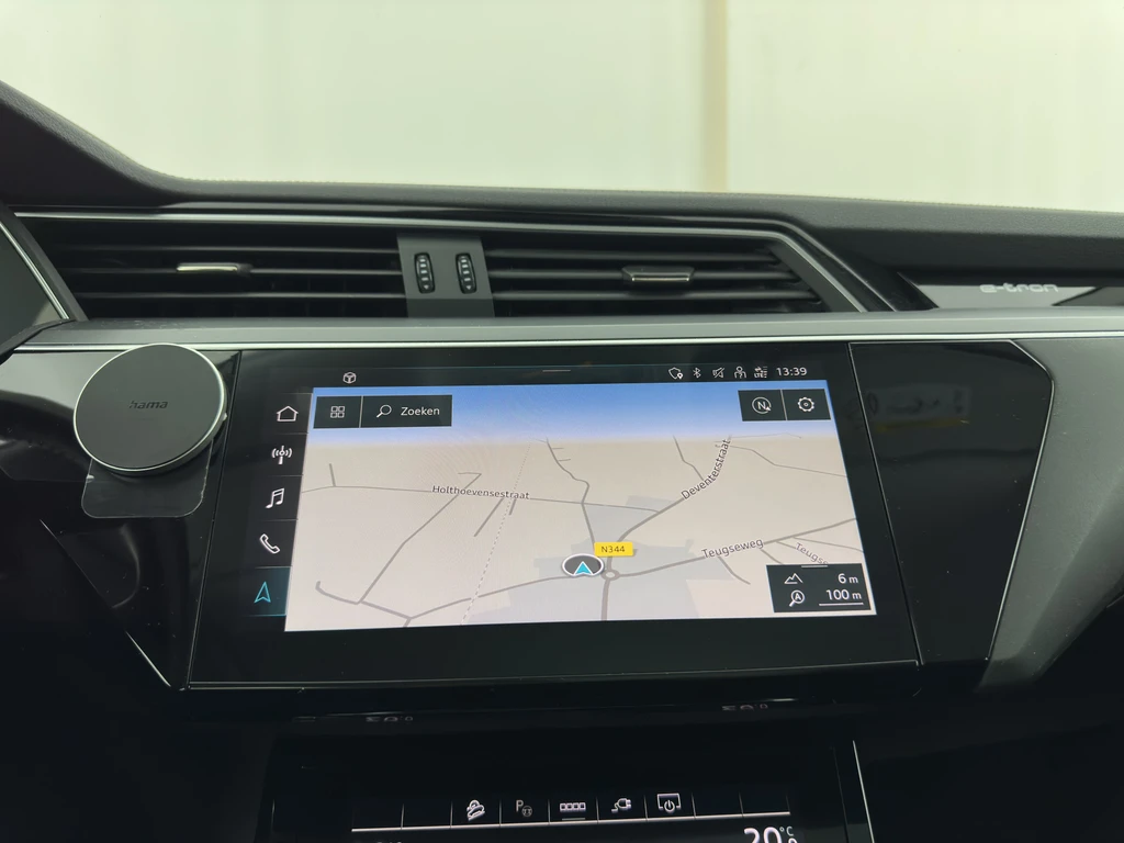 Audi e-tron – foto 14