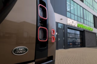 Land Rover Defender – thumbnail 48
