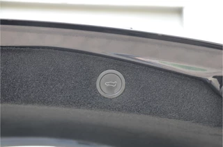 Tesla Model 3 – thumbnail 34