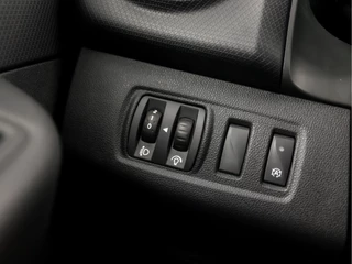Renault Clio – thumbnail 25