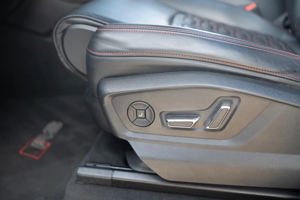 Audi RSQ8 – foto 9