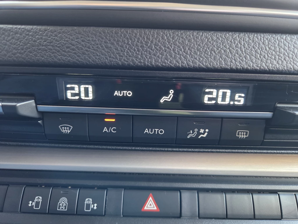Peugeot e-Traveller – foto 33