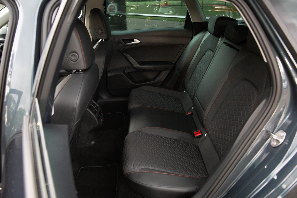 SEAT Leon – foto 10