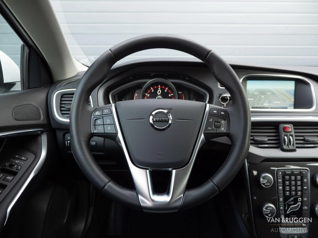 Volvo V40 – foto 21