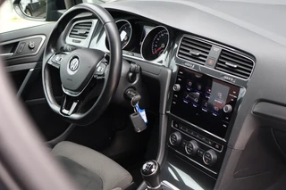 Volkswagen Golf – thumbnail 19
