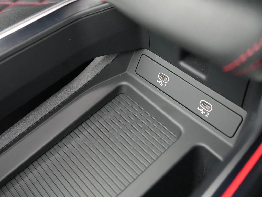 Audi Q8 Sportback e-tron – foto 41