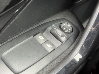Peugeot 208 – thumbnail 22