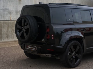 Land Rover Defender – thumbnail 7