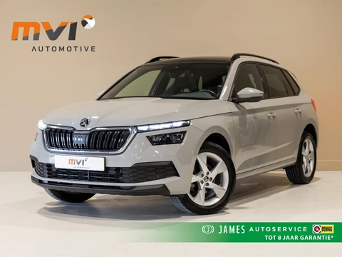 Skoda Kamiq 1.0 TSI Sport Business / 110pk / Panorama dak / Achteruitrij camera / Stoelverwarming /