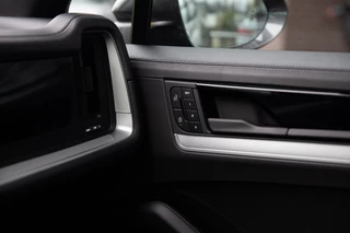 Porsche Cayenne – thumbnail 40
