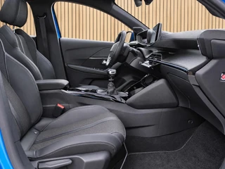 Peugeot 208 – thumbnail 9