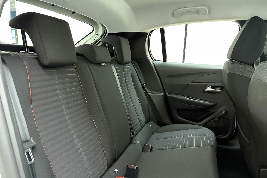 Peugeot 208 – foto 14