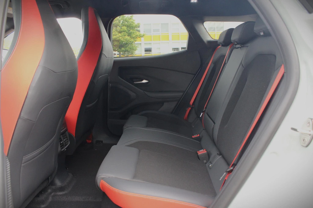 Ford Explorer – foto 49