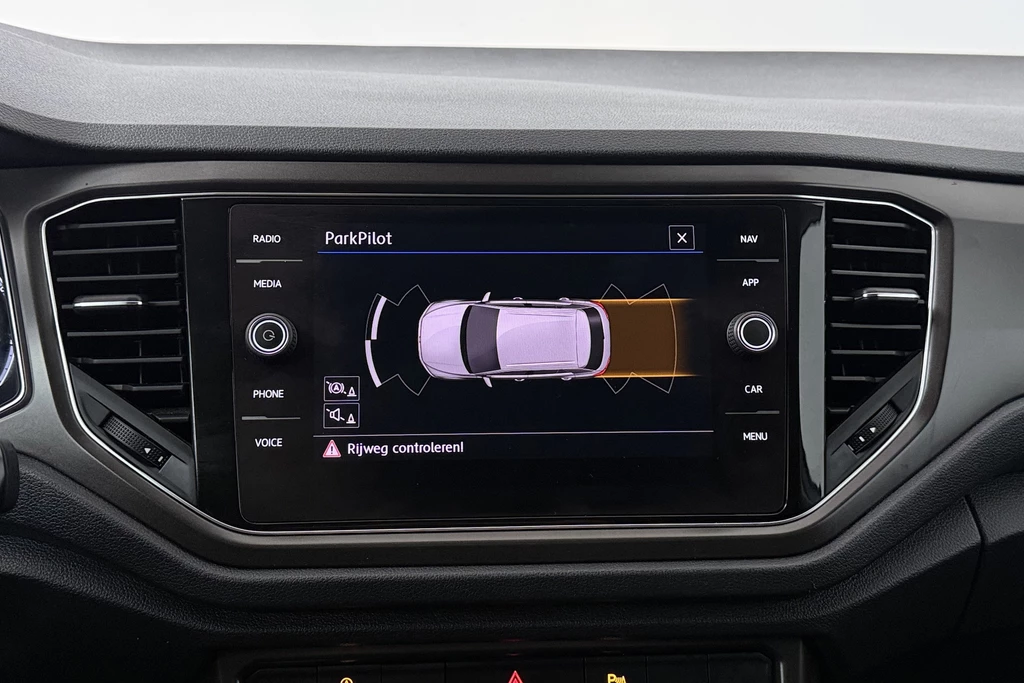 Volkswagen T-Roc – foto 12