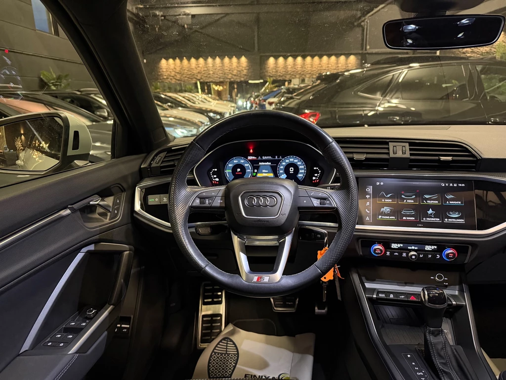 Audi Q3 – foto 11