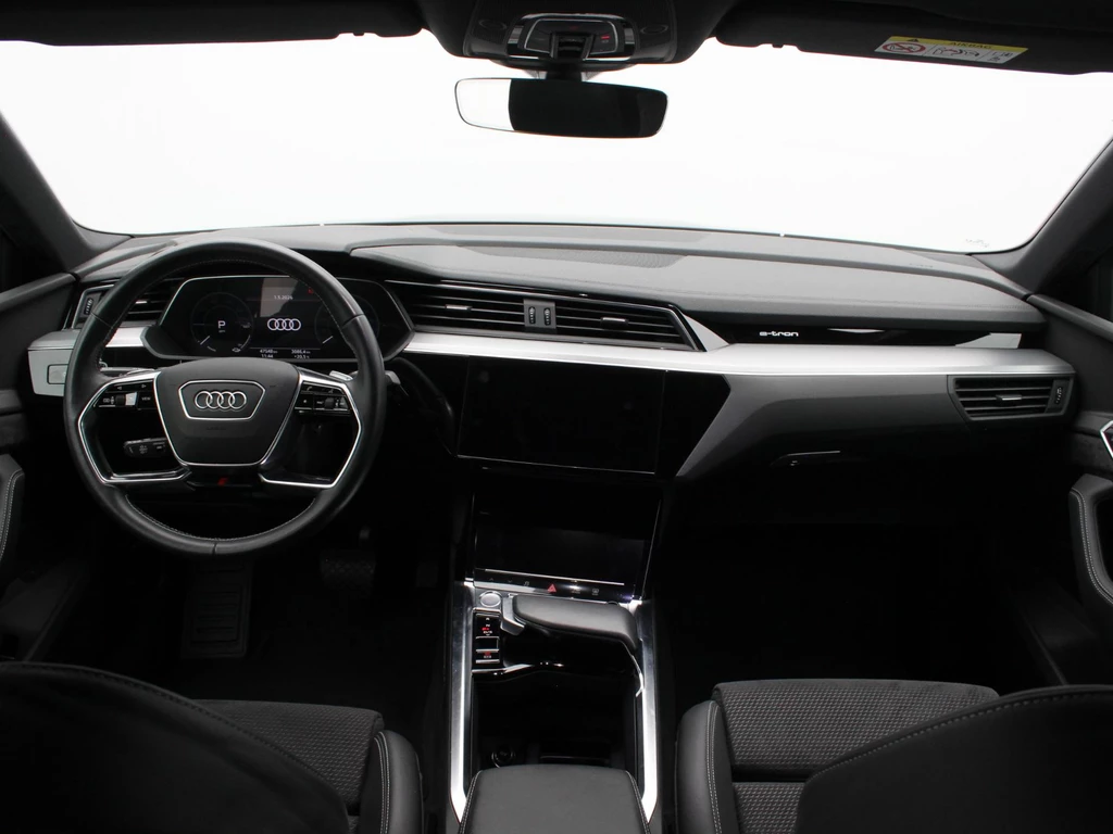 Audi e-tron – foto 12