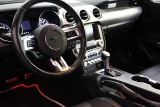 Ford Mustang – thumbnail 11
