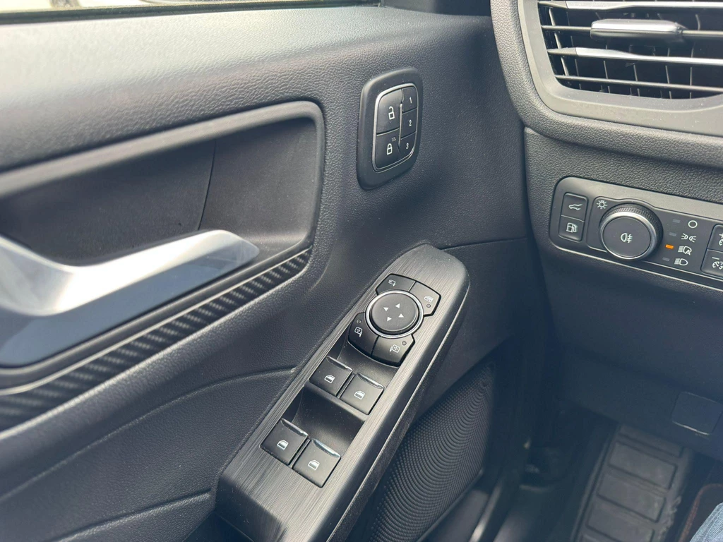 Ford Kuga – foto 19