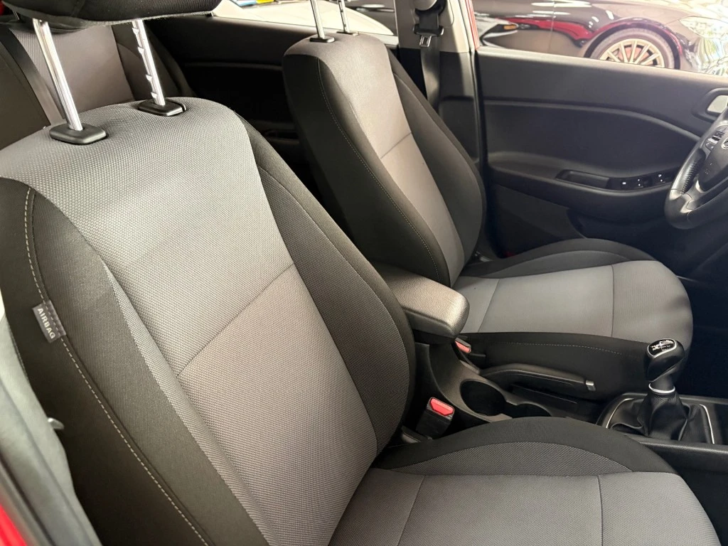 Hyundai i20 – foto 16