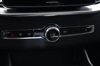 Volvo XC90 – thumbnail 15