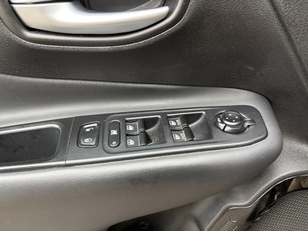 Jeep Renegade – foto 18