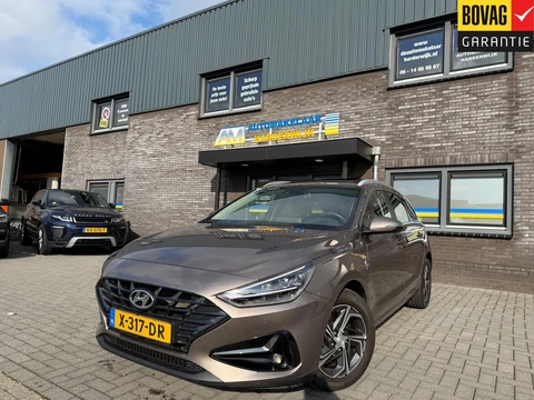 Hyundai i30 Wagon 1.5 T-GDi MHEV Premium | 1E EIGENAAR | 3/6/12MND GARANTIE | SCHUIFDAK | AUTOMAAT | LED | STOEL/STUUR VERWRM. | CARPLAY | DAB | NAVI | LANE | CAMERA |