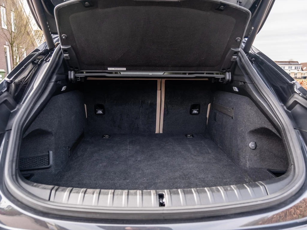 Porsche Taycan – foto 26