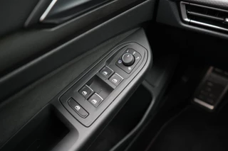 Volkswagen Golf – thumbnail 48
